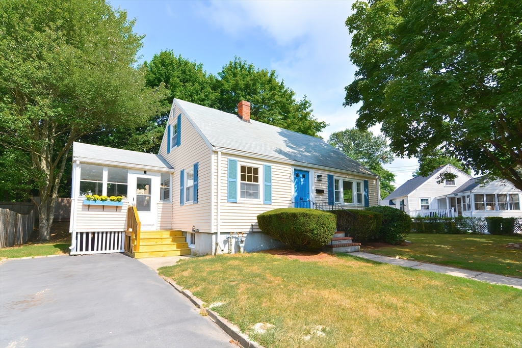 55 Cameron Road Norwood, MA 02062 - Photo 2 of 28 Gallery Image 2