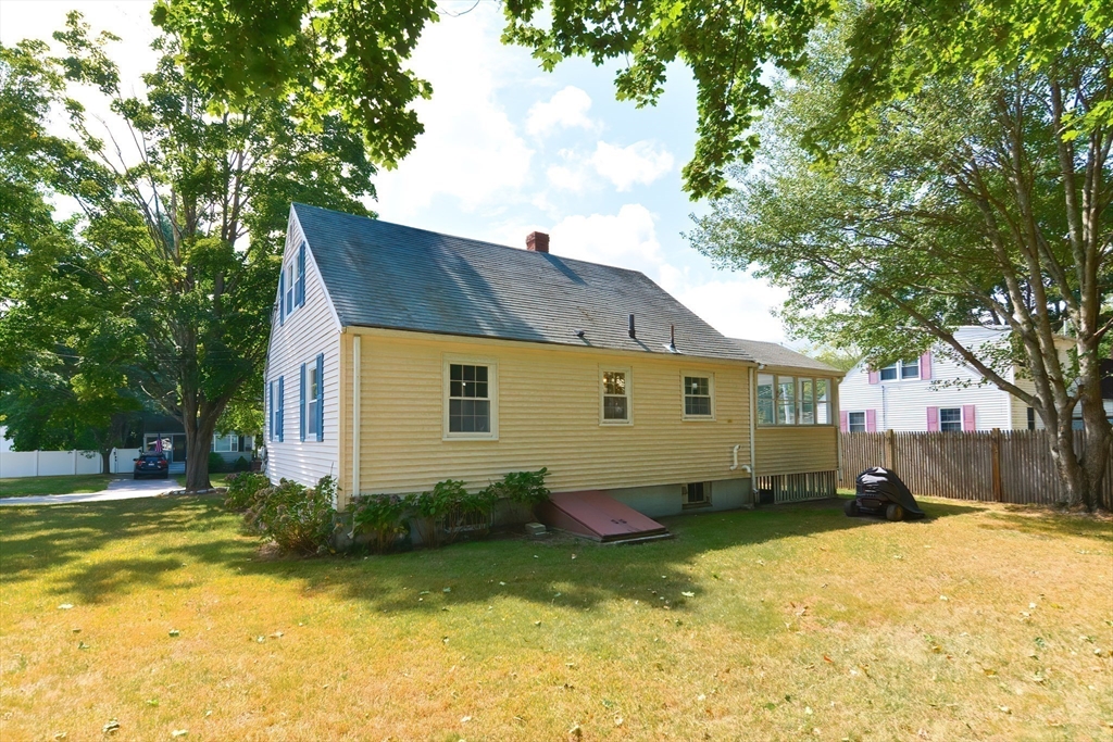 55 Cameron Road Norwood, MA 02062 - Photo 27 of 28 Gallery Image 27