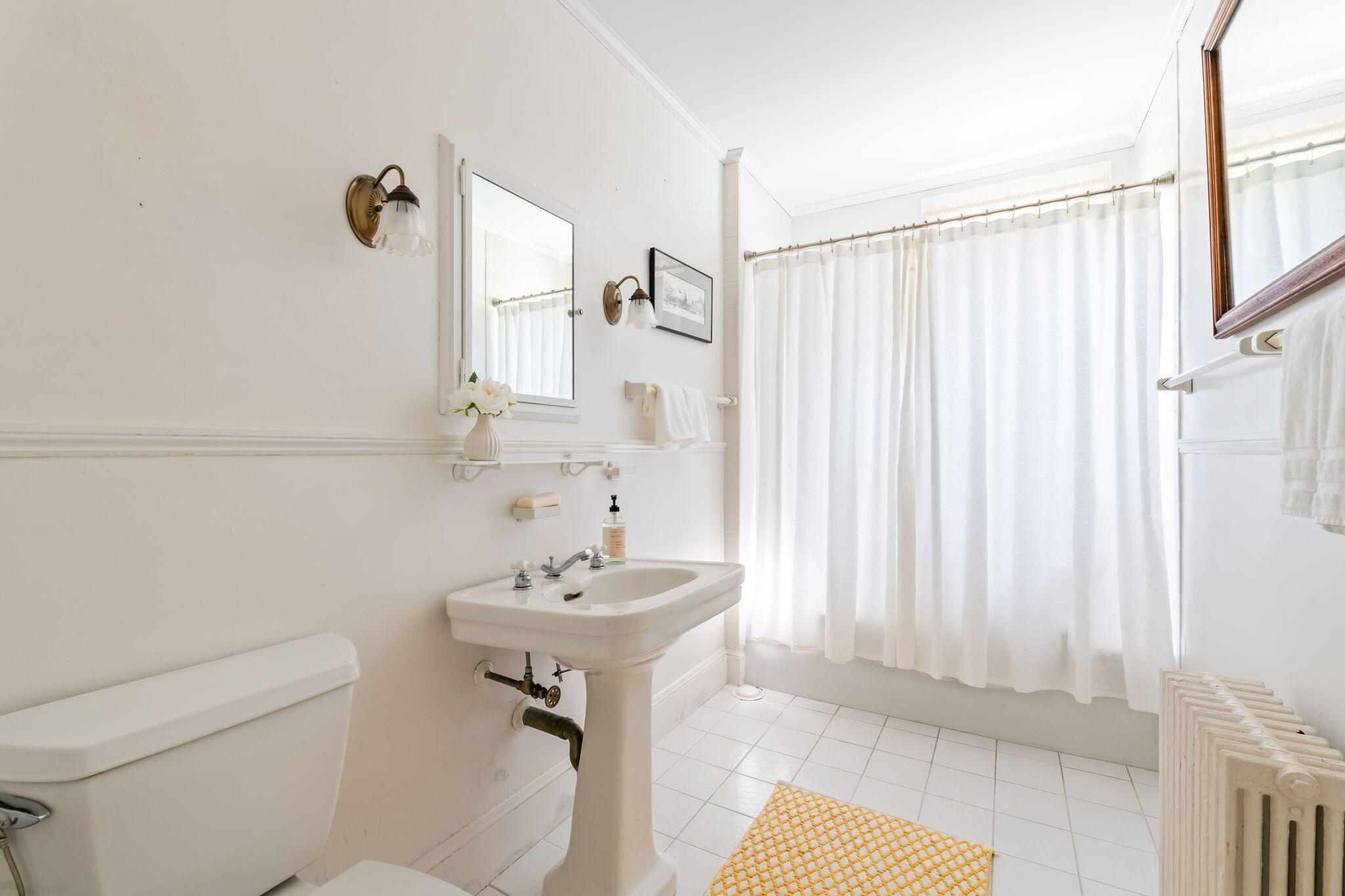 32 Chapoquoit Road Falmouth, MA 02540 - Photo 29 of 50 1st floor bathrm