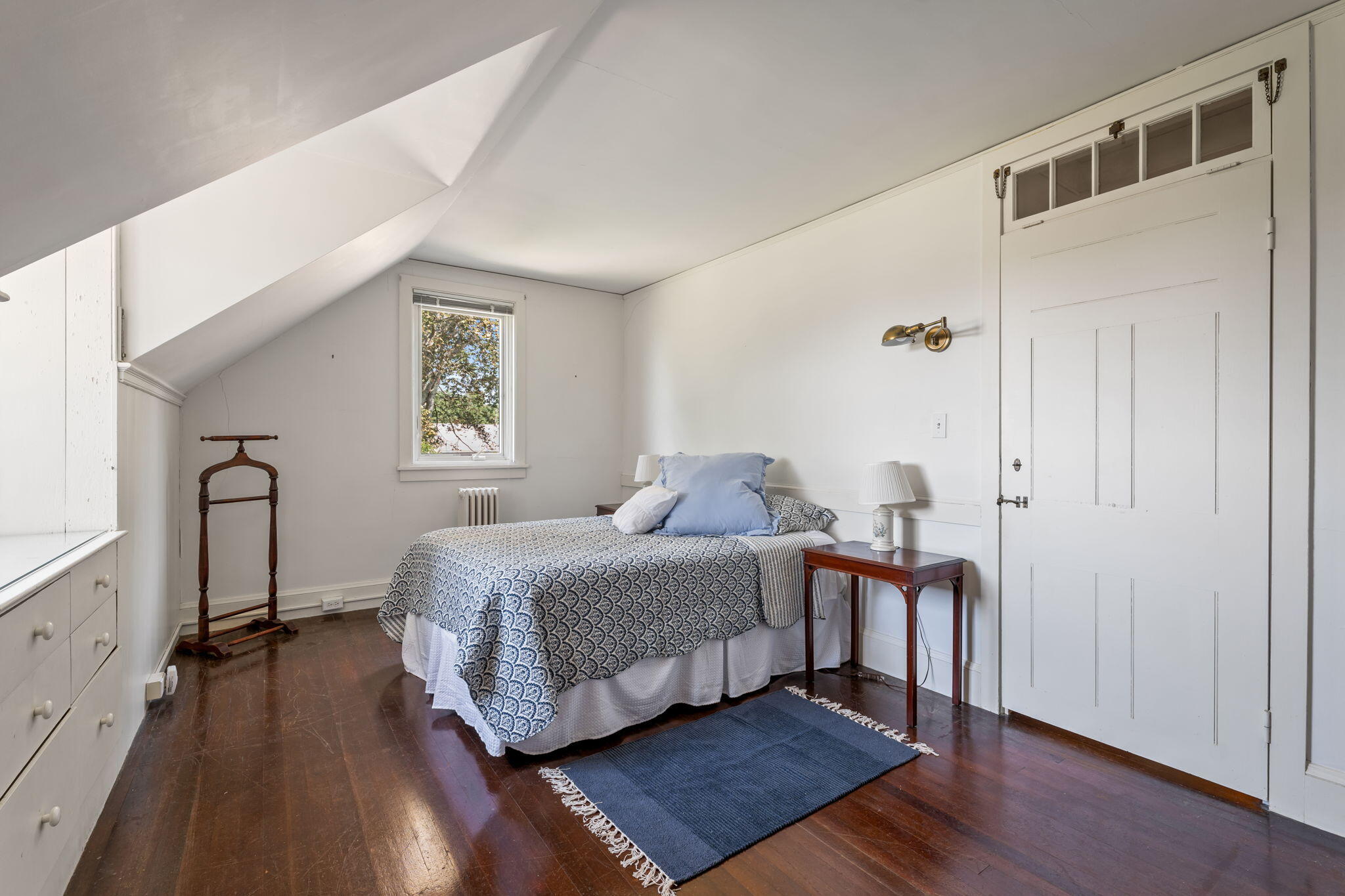 32 Chapoquoit Road Falmouth, MA 02540 - Photo 31 of 50 Bedrm 3