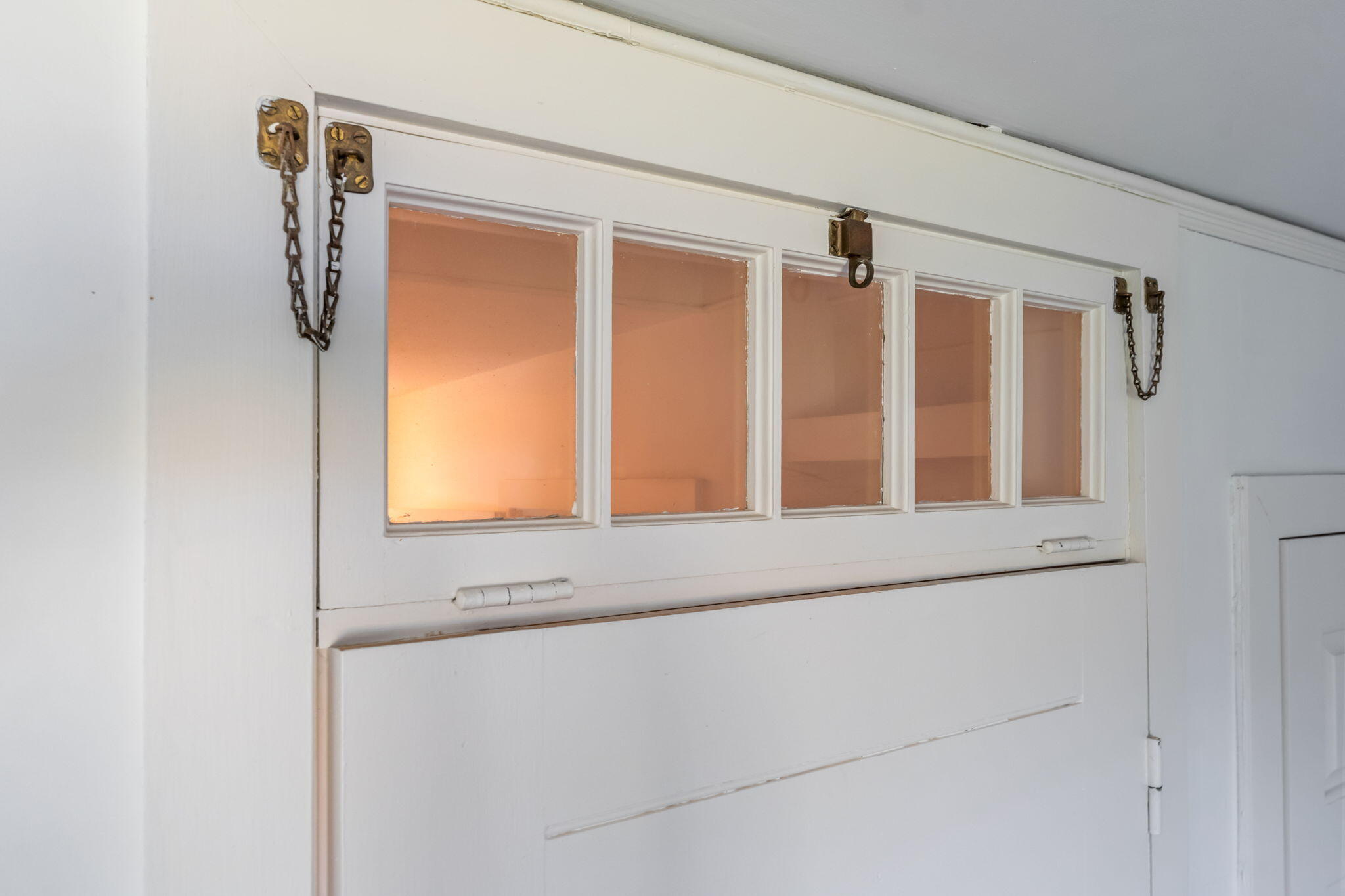 32 Chapoquoit Road Falmouth, MA 02540 - Photo 33 of 50 doorway transom