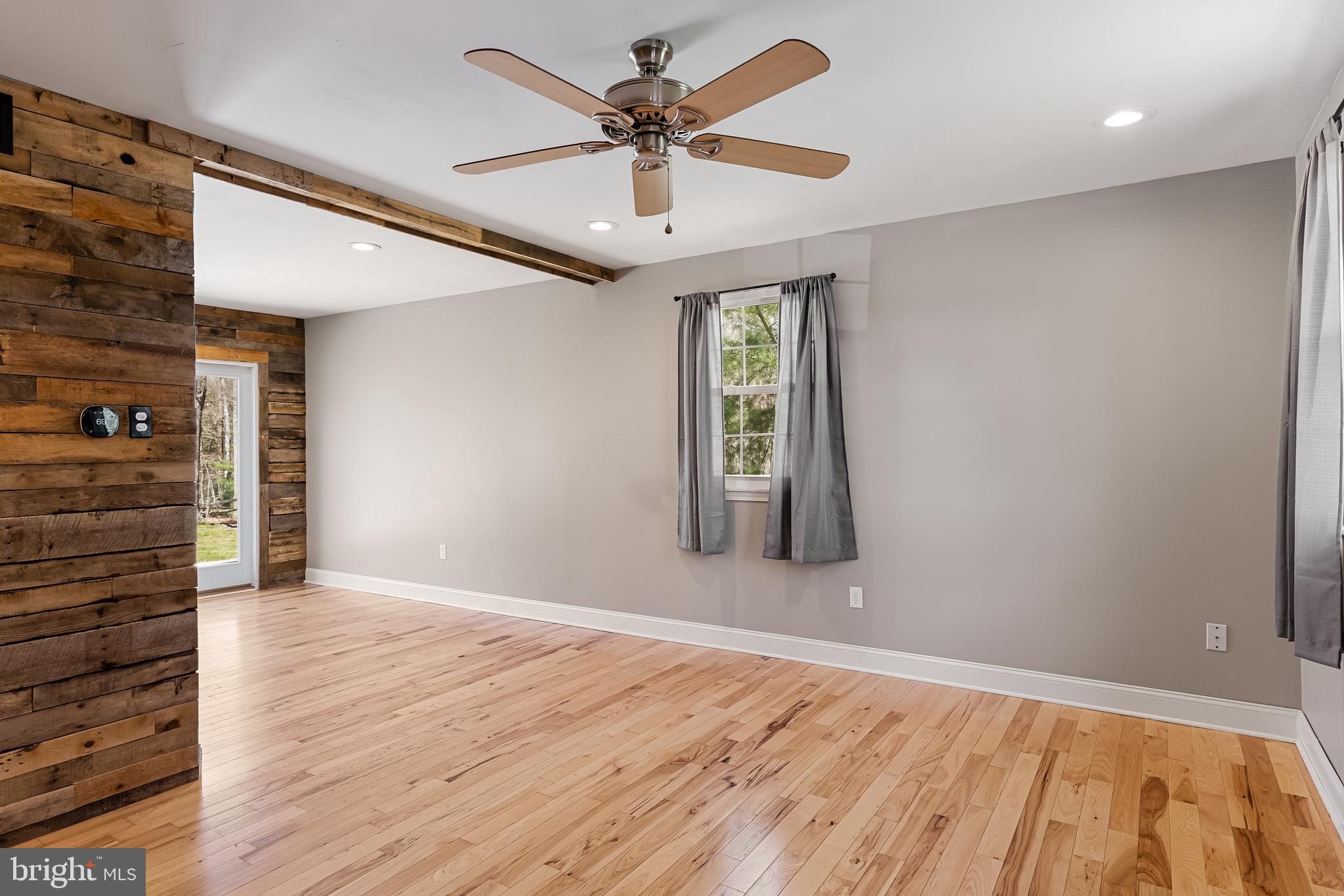 217 Forked Neck Road Shamong, NJ 08088 - Photo 5 of 35 Combination LR and DR