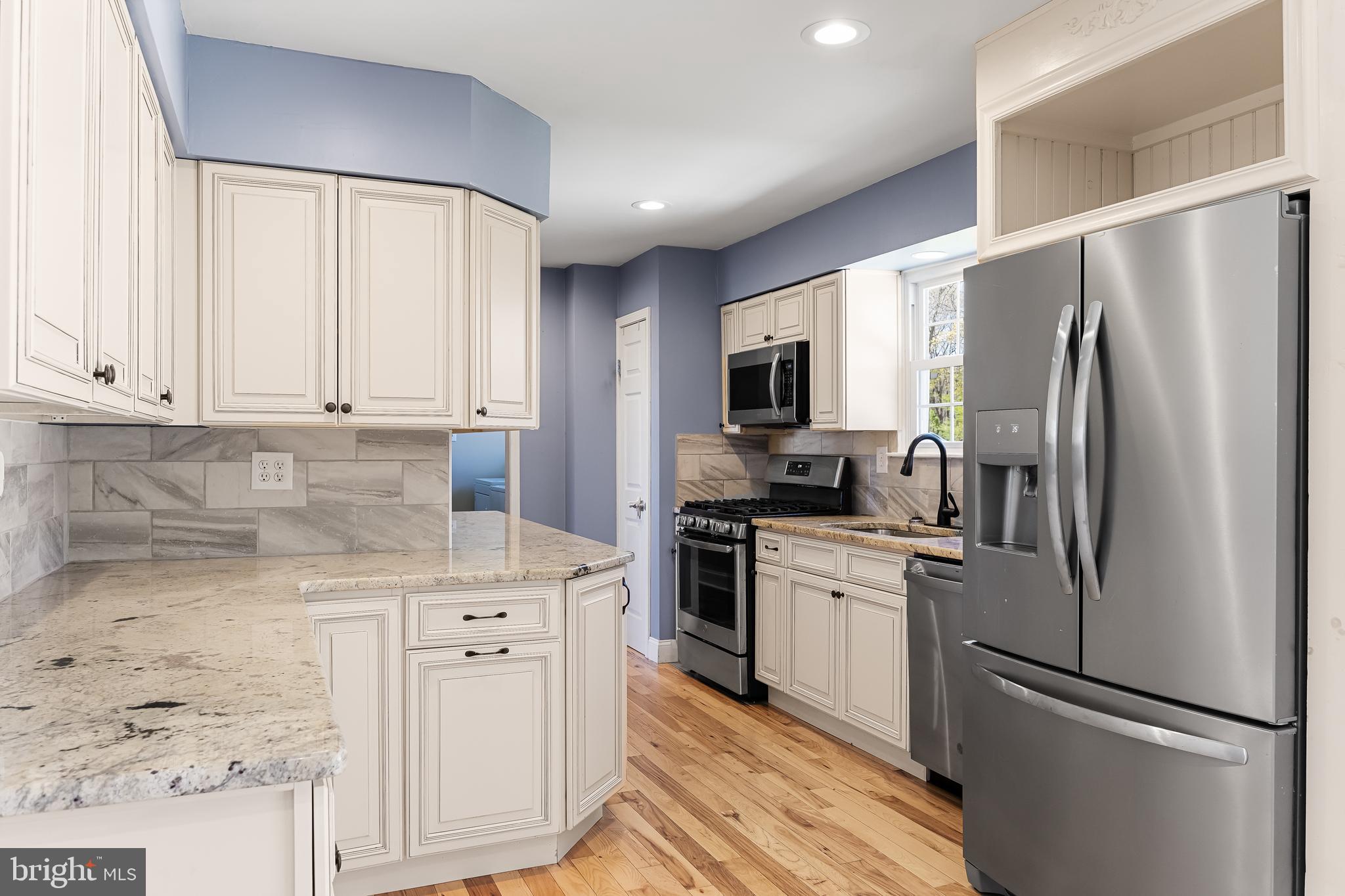217 Forked Neck Road Shamong, NJ 08088 - Photo 10 of 35 Gourmet kitchen with abundant new cabinets