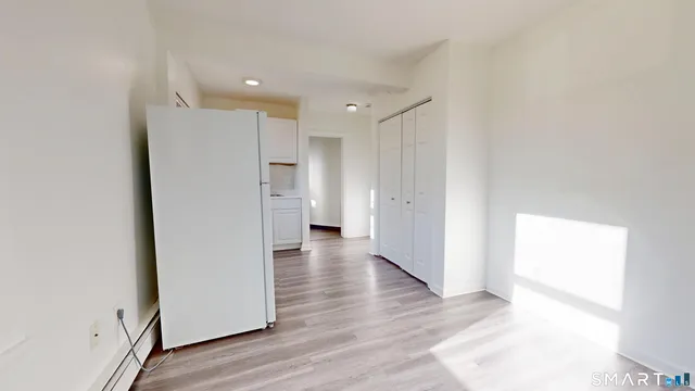 $1,395 | 666 Main Street, Unit C4, Middletown, CT 06457