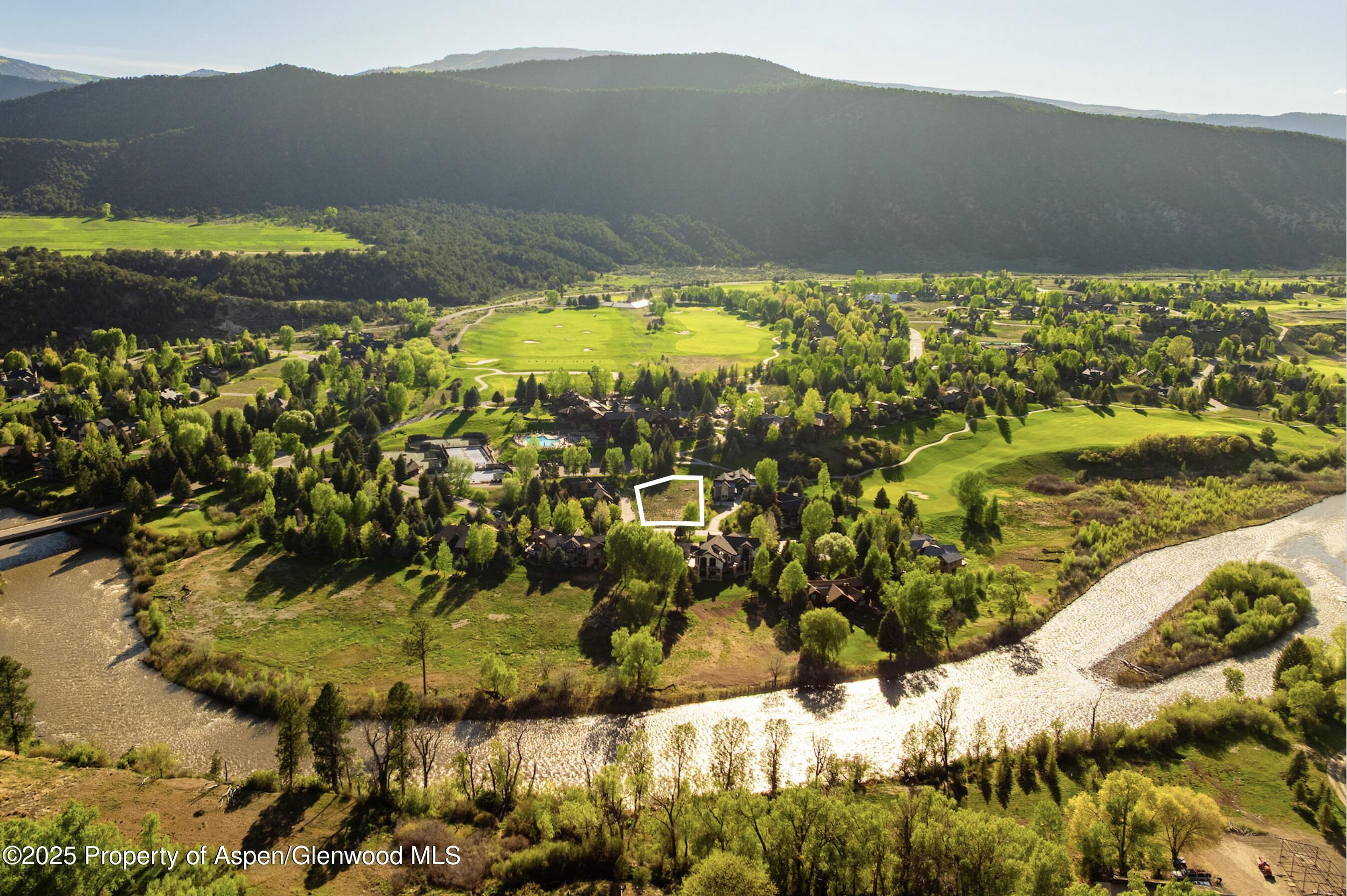 0 River Glen Road Carbondale, CO 81623 - Photo 5 of 22 a view of a yard