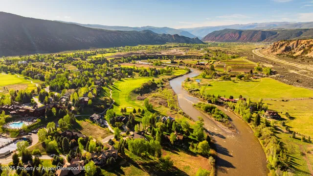 a view of an entryway
