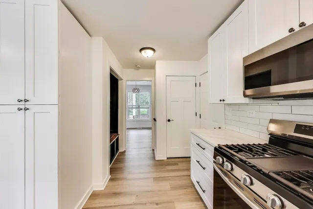 $649,000 | 1329 Neskola Court, Naperville, IL 60564