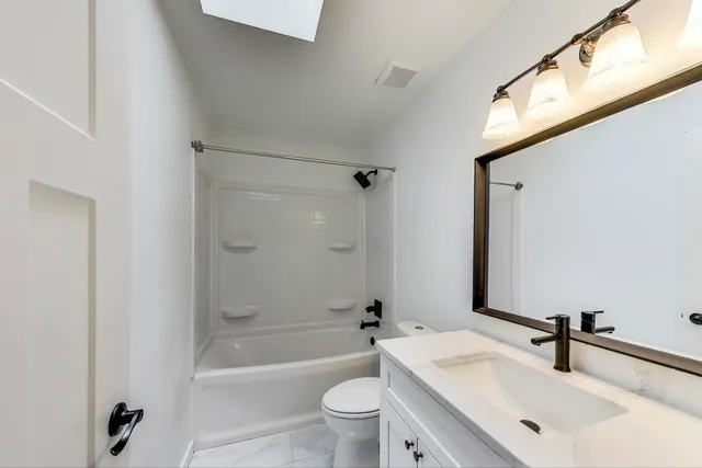 $649,000 | 1329 Neskola Court, Naperville, IL 60564