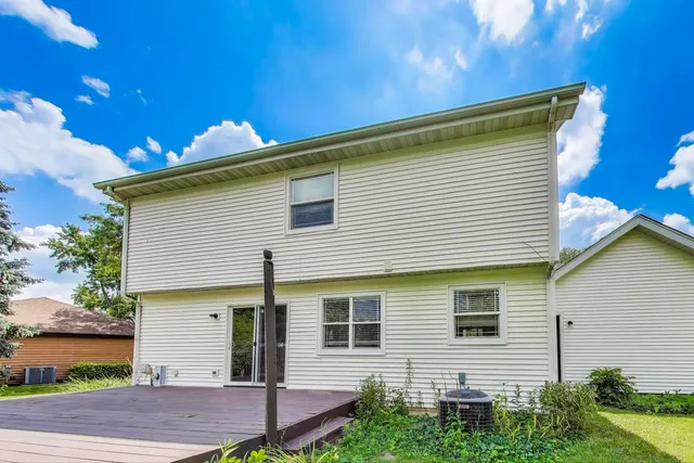 $649,000 | 1329 Neskola Court, Naperville, IL 60564