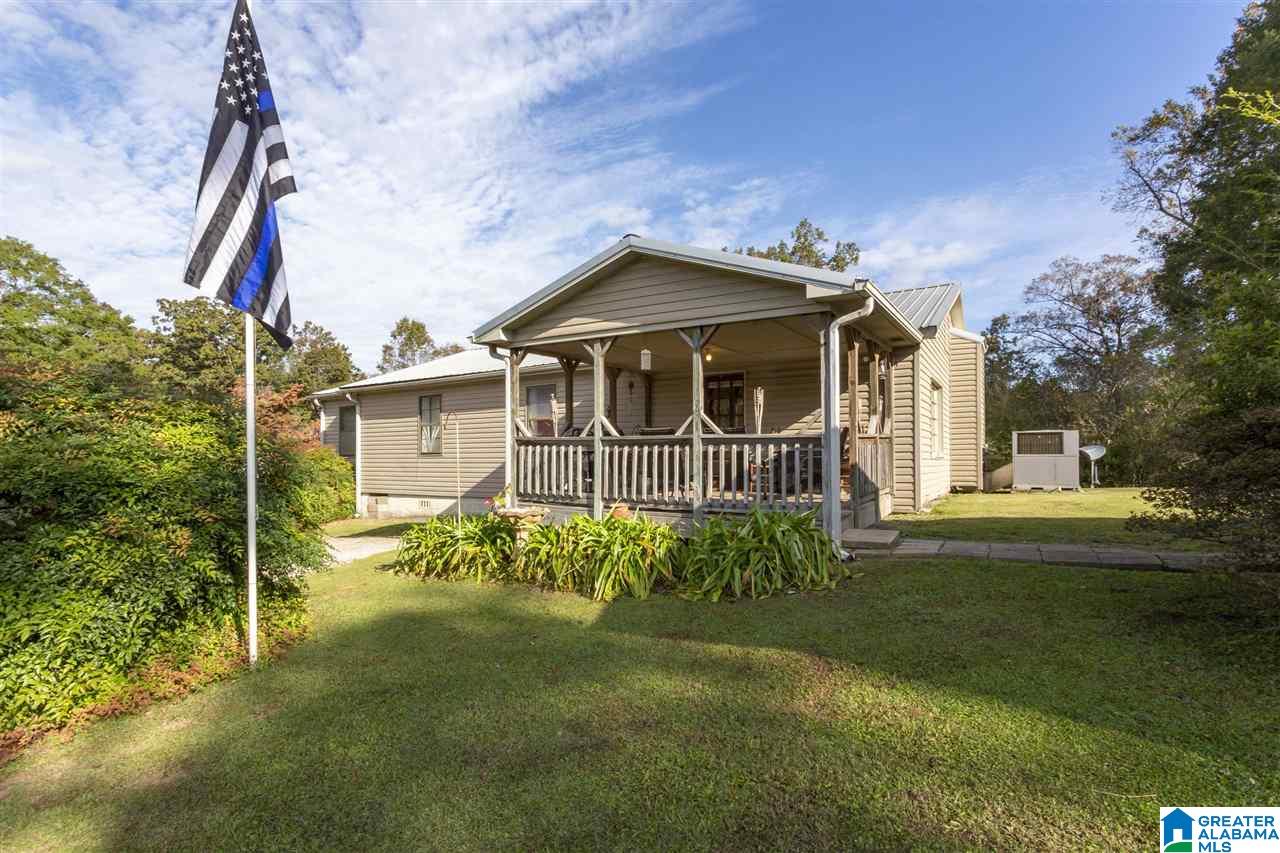 307 Wooten Road Alabaster, AL 35007 - Photo 2 of 33