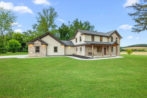 $769,900 | W3940 Campbell Drive, Ashford, WI 53010