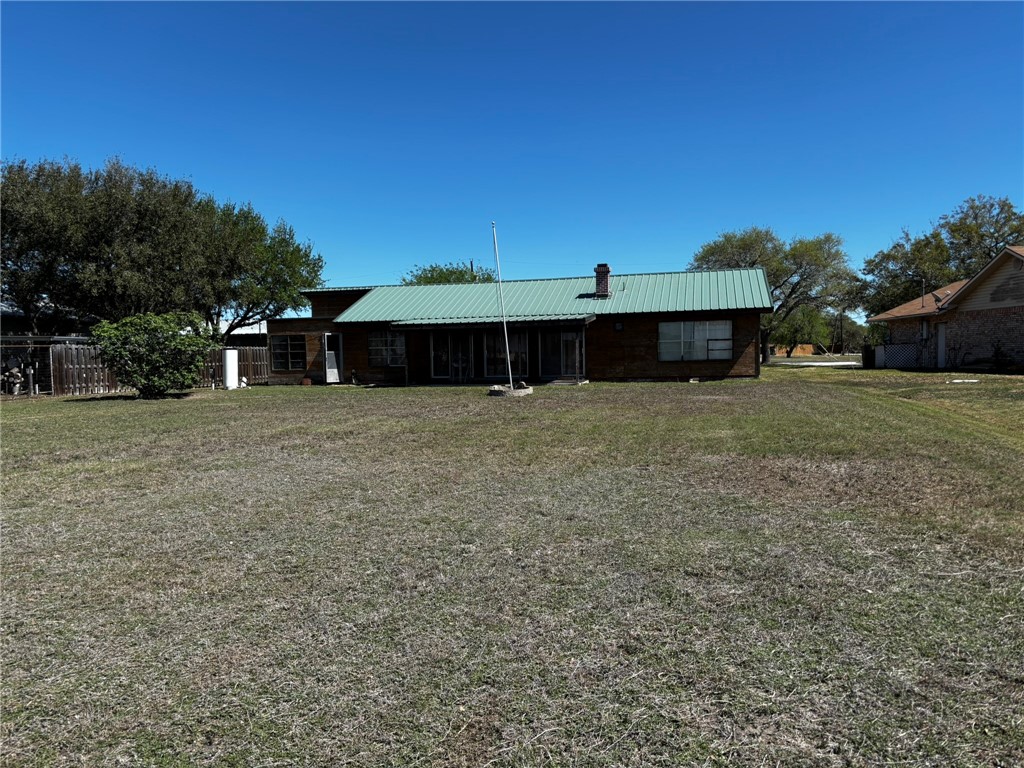 137 Harbor Circle Mathis, TX 78368 - Photo 12 of 16