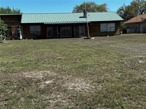 $149,900 | 137 Harbor Circle, Mathis, TX 78368