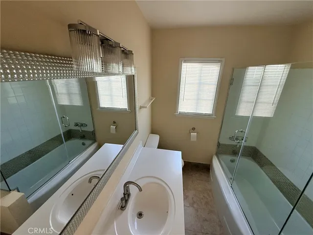 $3,600 | 7656 Bellaire Avenue, North Hollywood, CA 91605