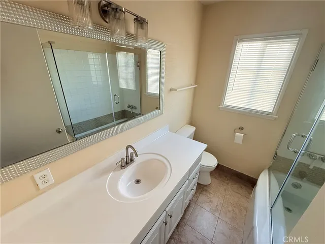 $3,600 | 7656 Bellaire Avenue, North Hollywood, CA 91605