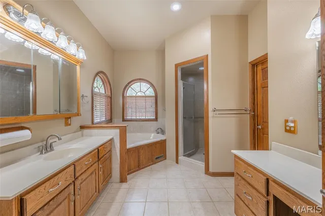 $775,000 | 483 Red Brick Lane, Wappapello, MO 63966