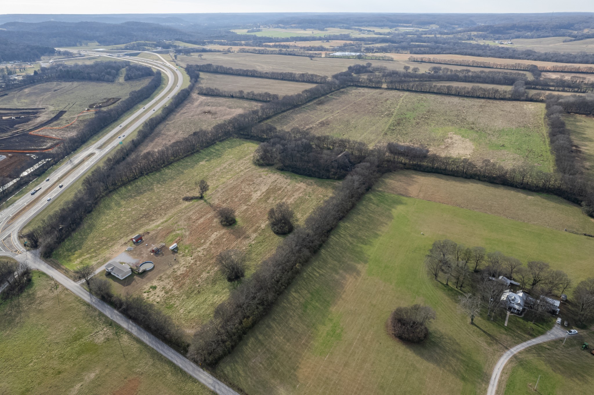 815 South Cross Bridges Road Mount Pleasant, TN 38474 - Photo 5 of 62