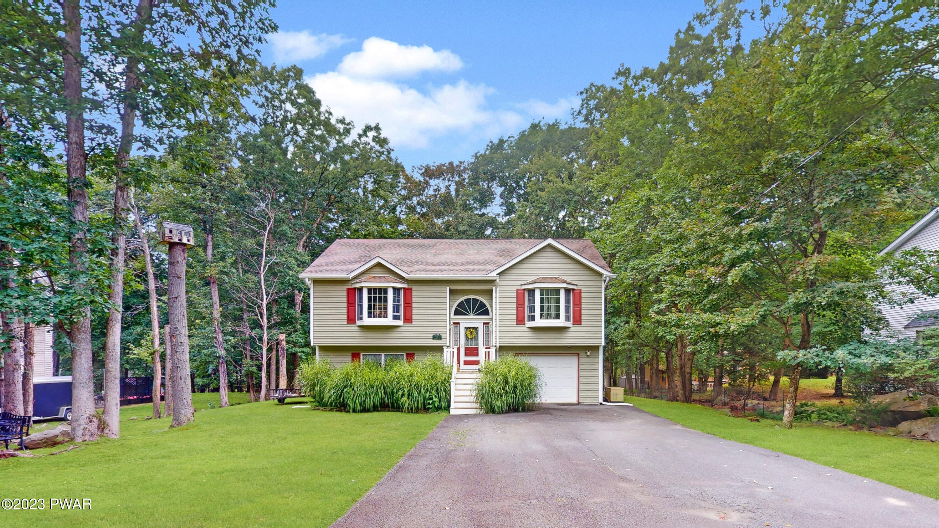 115 Hickory Road Milford, PA 18337 - Photo 14 of 55 115-Hickory-Rd-08292023_110617