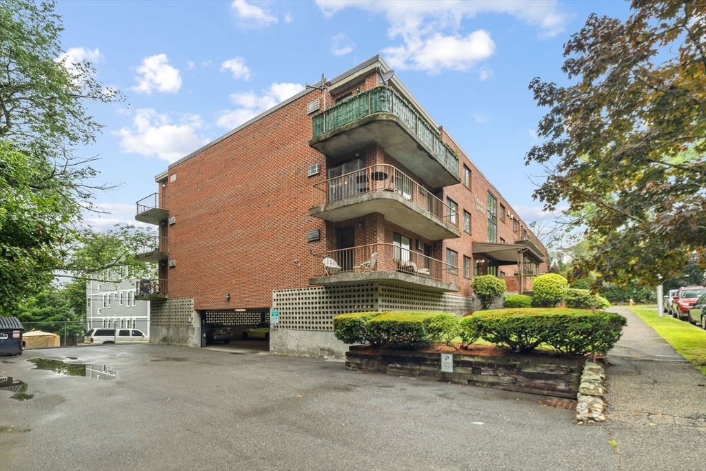 10 Rutledge Street, Unit 3H Worcester, MA 01604 - Photo 26 of 32 Gallery Image 26