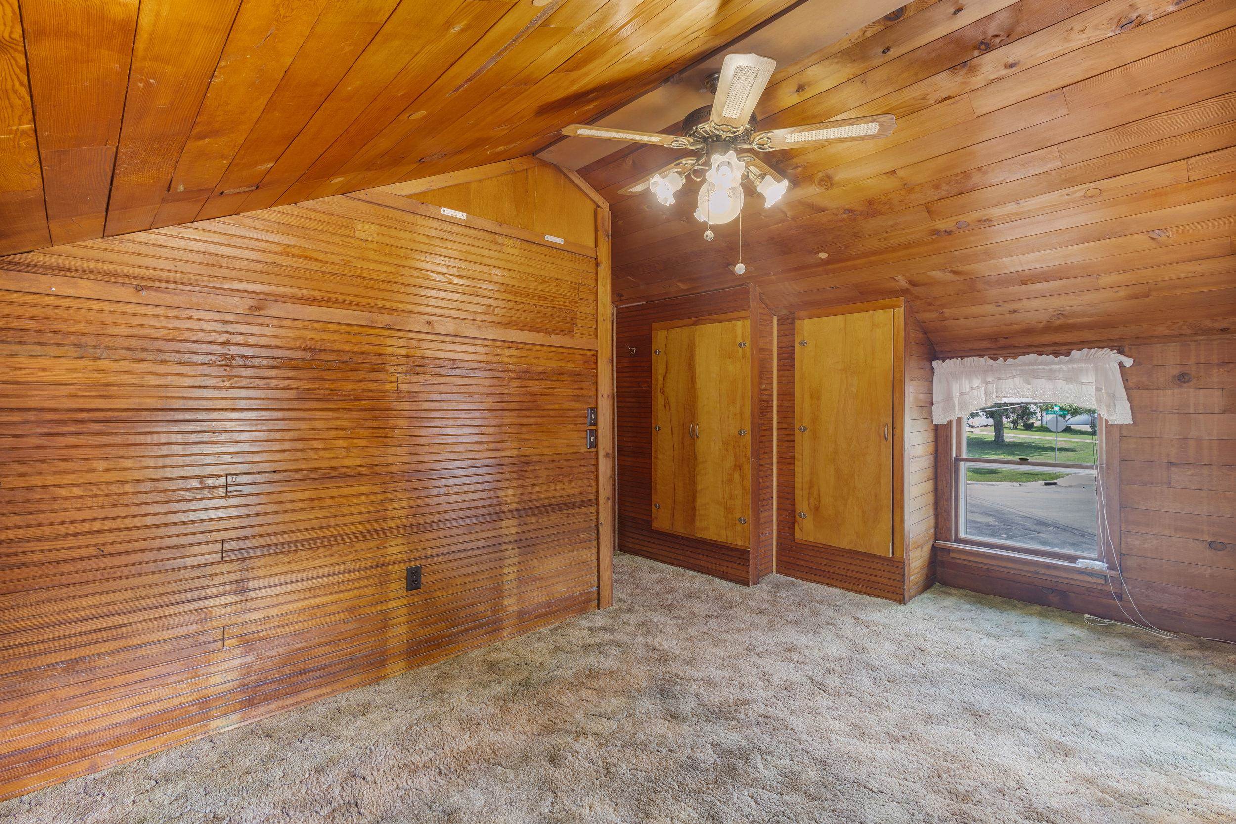 5904 Lake Edge Road McFarland, WI 53558 - Photo 23 of 49