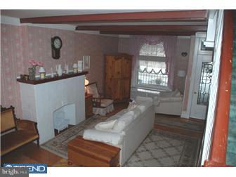 348 Spring Street Reading, PA 19601 - Photo 5 of 12 Gallery Image 5