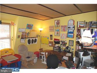 348 Spring Street Reading, PA 19601 - Photo 7 of 12 Gallery Image 7