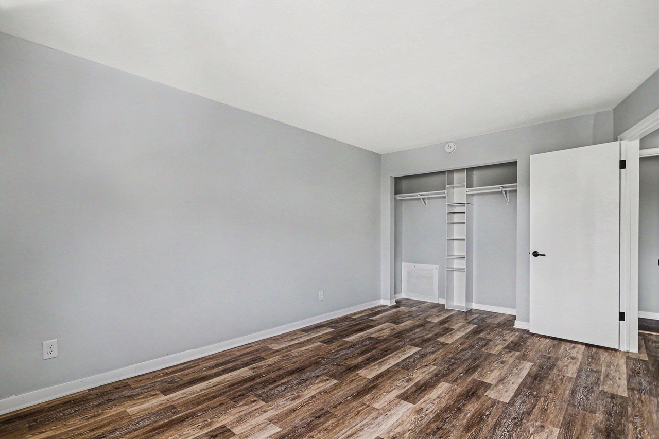 734 West Kilgore Road, Unit 303 Kalamazoo, MI 49008 - Photo 23 of 34