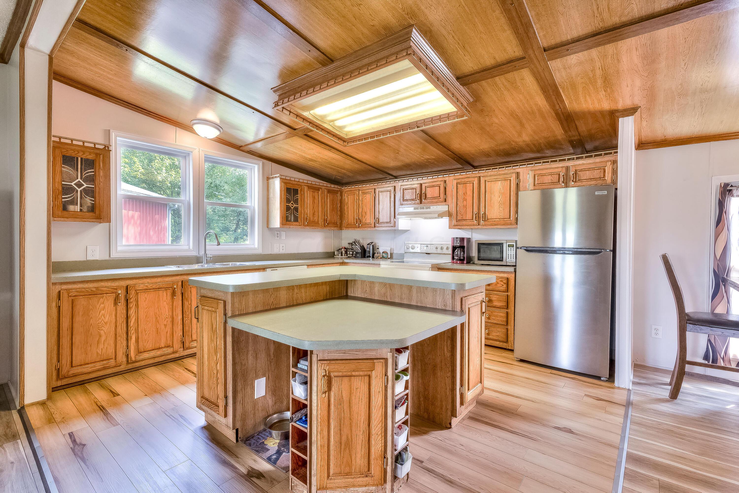 3100 Larimore Road Mount Vernon, OH 43050 - Photo 8 of 42 8