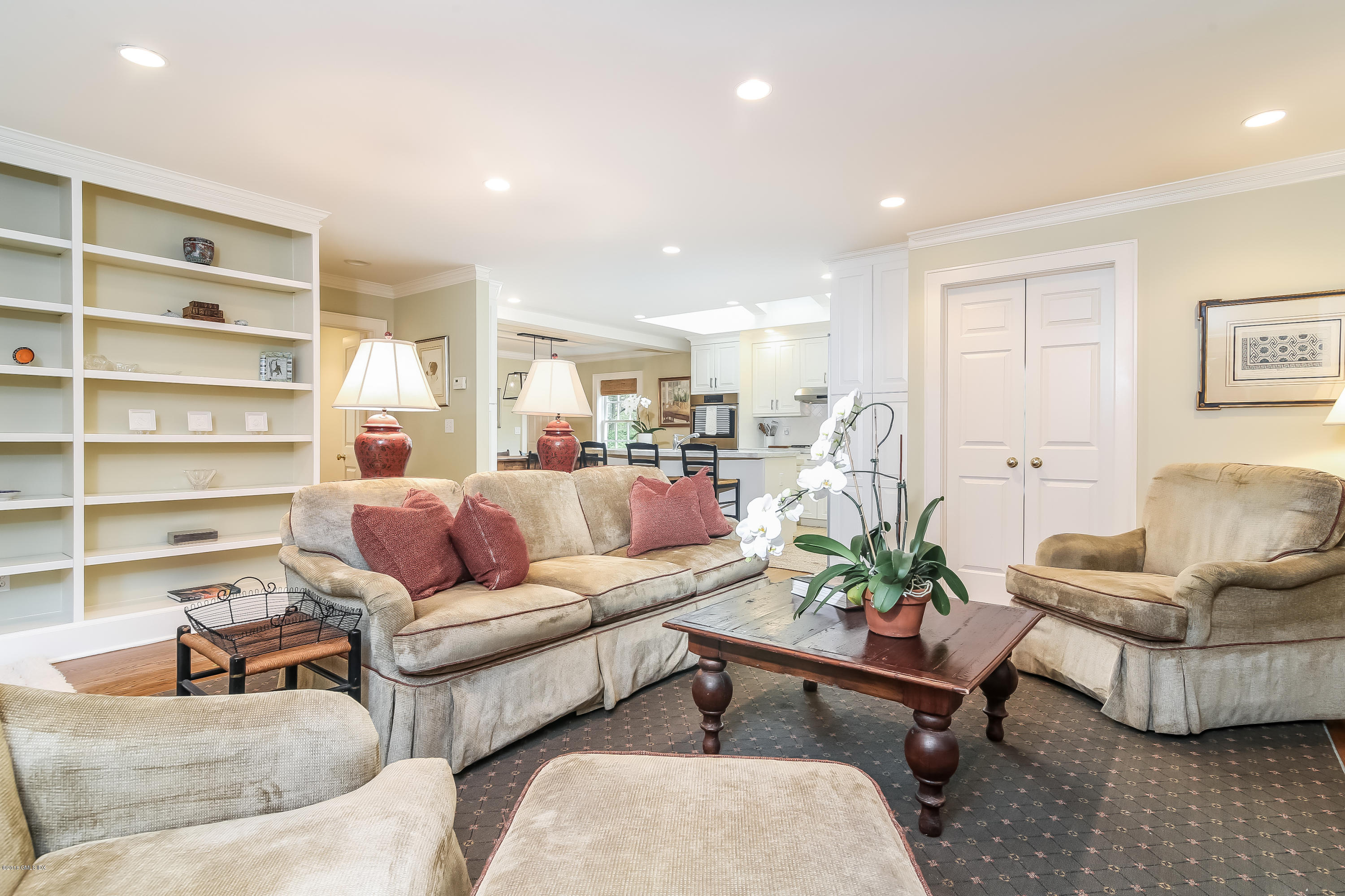 219 Riverside Avenue Riverside, CT 06878 - Photo 11 of 40 a living room with furniture and a potted plant