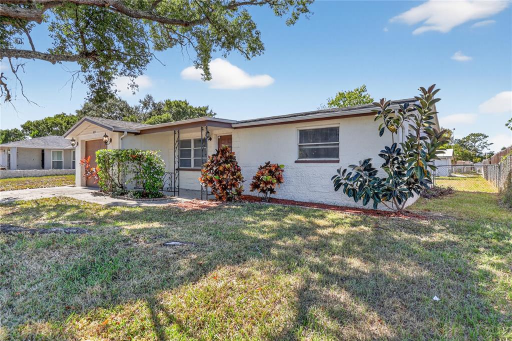 9105 Lunar Lane Port Richey, FL 34668 - Photo 2 of 16 Gallery Image 2