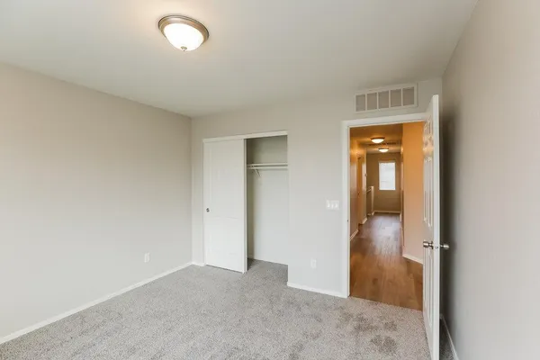 $2,335 | 5005 West Fawn Drive, Laveen, AZ 85339