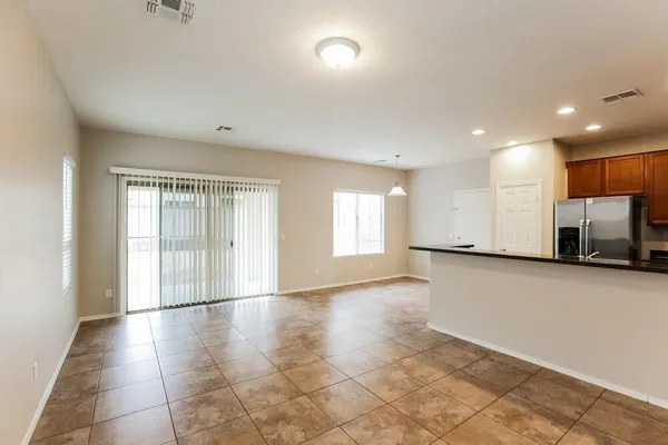 $2,335 | 5005 West Fawn Drive, Laveen, AZ 85339