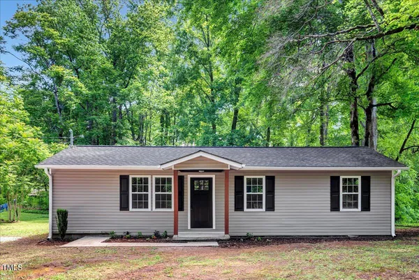 $171,000 | 185 Grove Hill Road, Macon, NC 27551