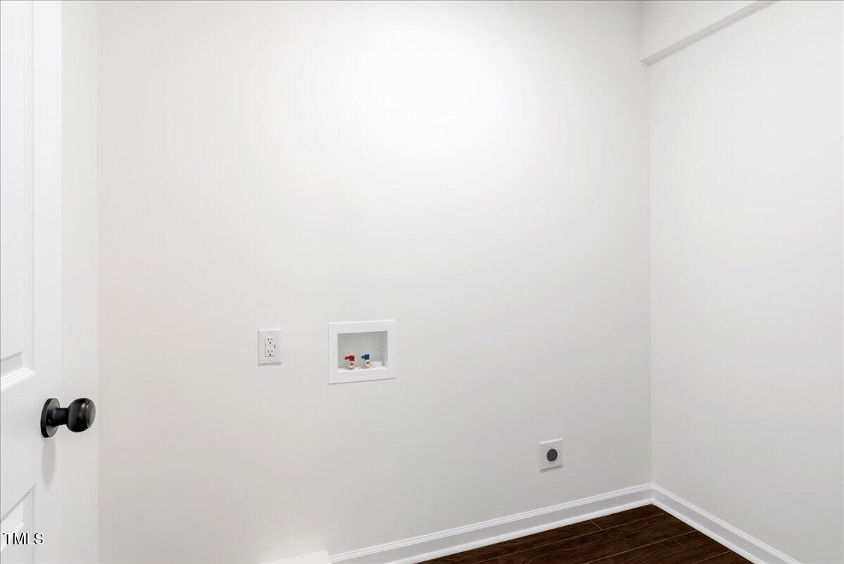 185 Grove Hill Road Macon, NC 27551 - Photo 11 of 24 17-DSC03183