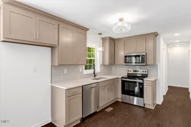 $174,900 | 185 Grove Hill Road, Macon, NC 27551