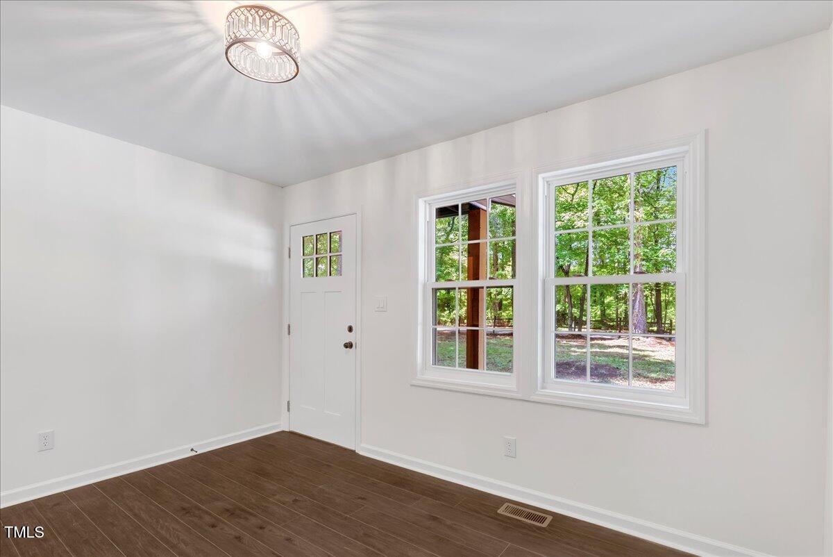 185 Grove Hill Road Macon, NC 27551 - Photo 6 of 24 10-DSC03162