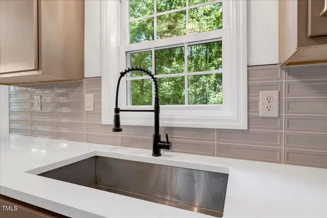 $174,900 | 185 Grove Hill Road, Macon, NC 27551