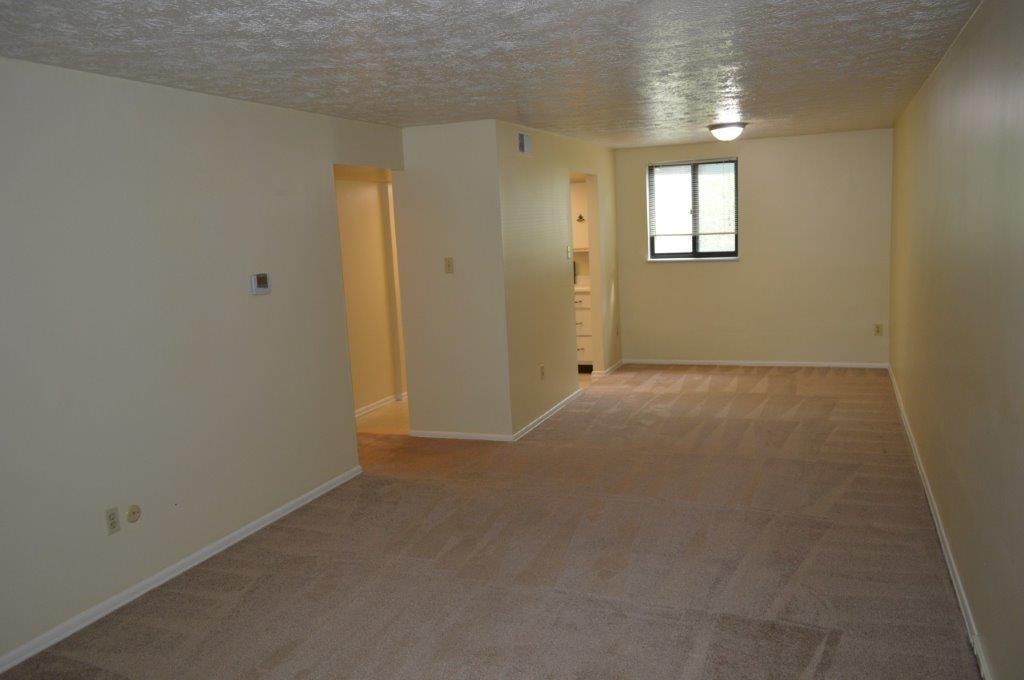 403 Cedar Hill Drive Canonsburg, PA 15317 - Photo 2 of 14