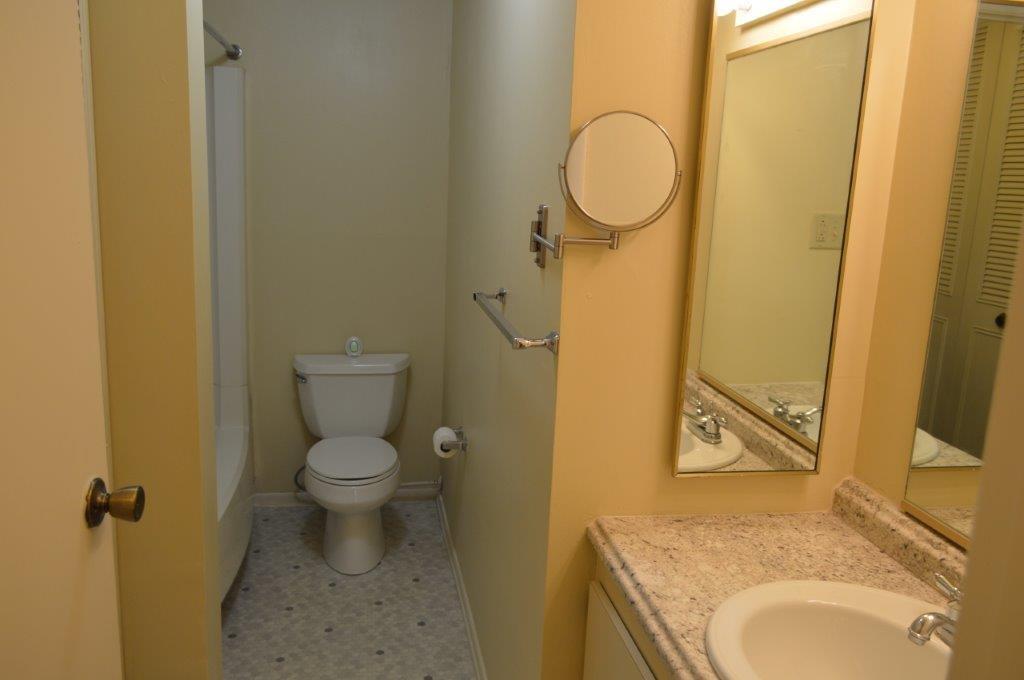 403 Cedar Hill Drive Canonsburg, PA 15317 - Photo 9 of 14