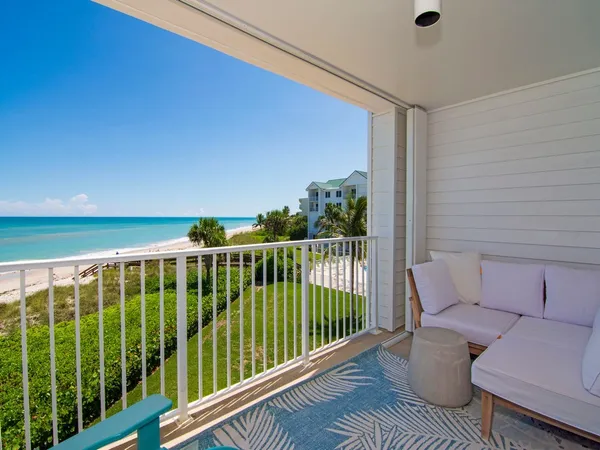 $8,000 | 2700 Ocean Drive, Unit 300, Vero Beach, FL 32963