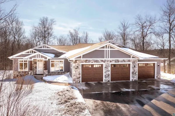 $854,500 | 4966 Greystone Street, Hermantown, MN 55811