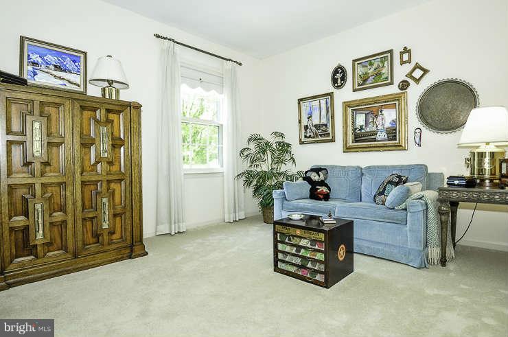 10149 Red Spruce Road Fairfax, VA 22032 - Photo 17 of 24 Interior (General)