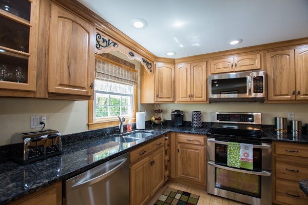 53 New Boston Road Dudley, MA 01571 - Photo 10 of 30 Gallery Image 10