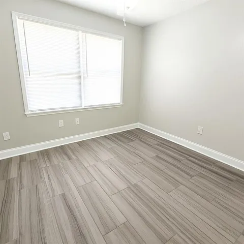 $1,800 | 110 Vista Drive, Belle Chasse, LA 70037