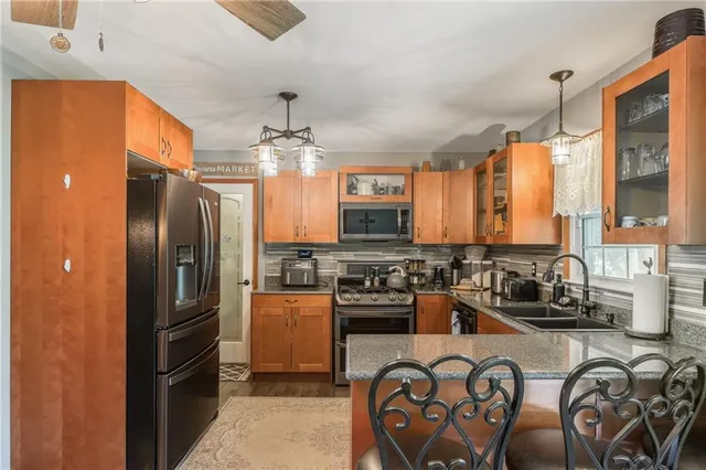 $310,000 | 1209 Crest Drive, Pleasant Hill, MO 64080