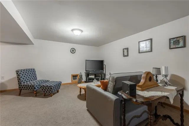 $310,000 | 1209 Crest Drive, Pleasant Hill, MO 64080