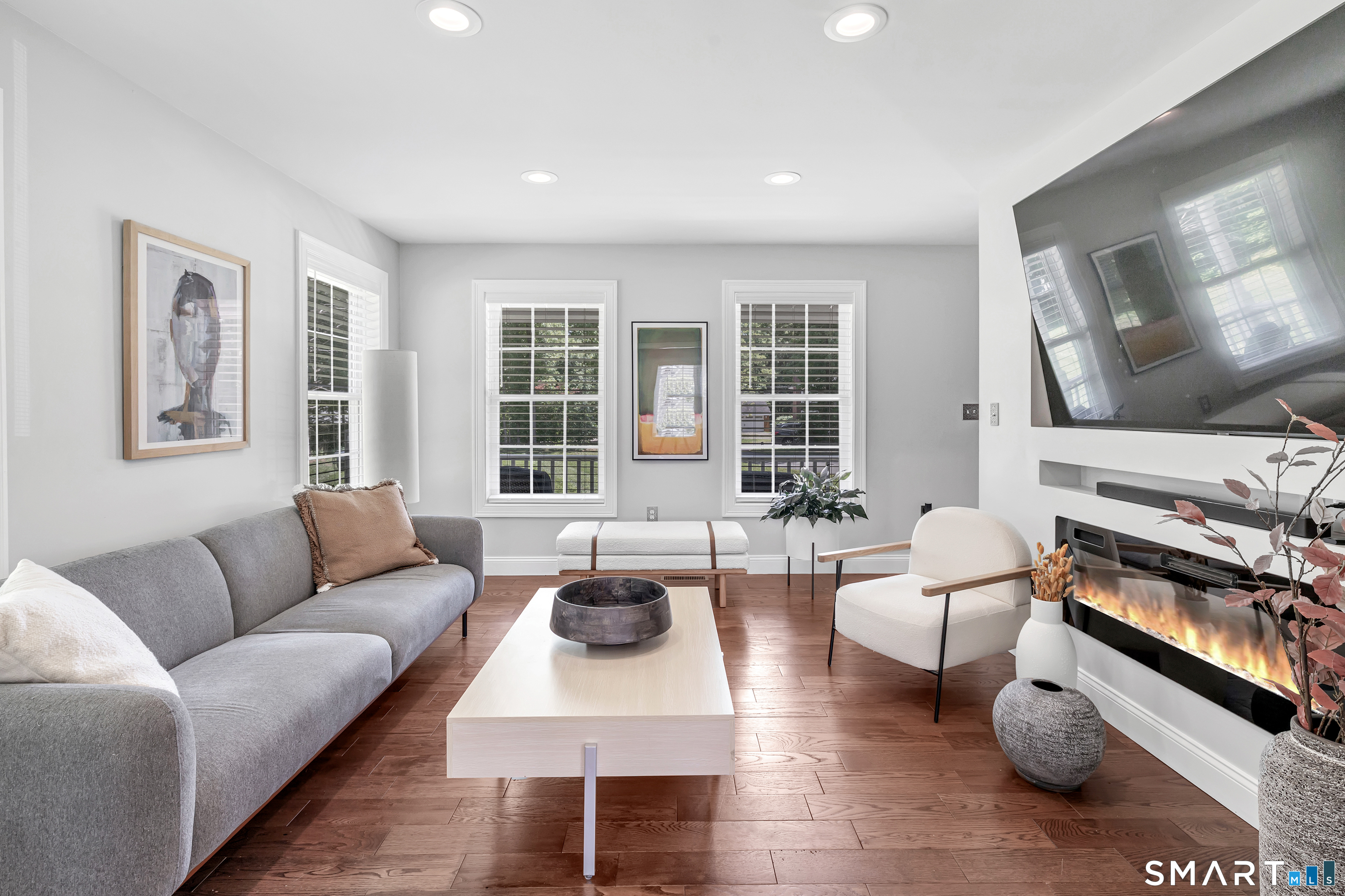 440 Hillfield Road Hamden, CT 06518 - Photo 7 of 40 Gallery Image 7