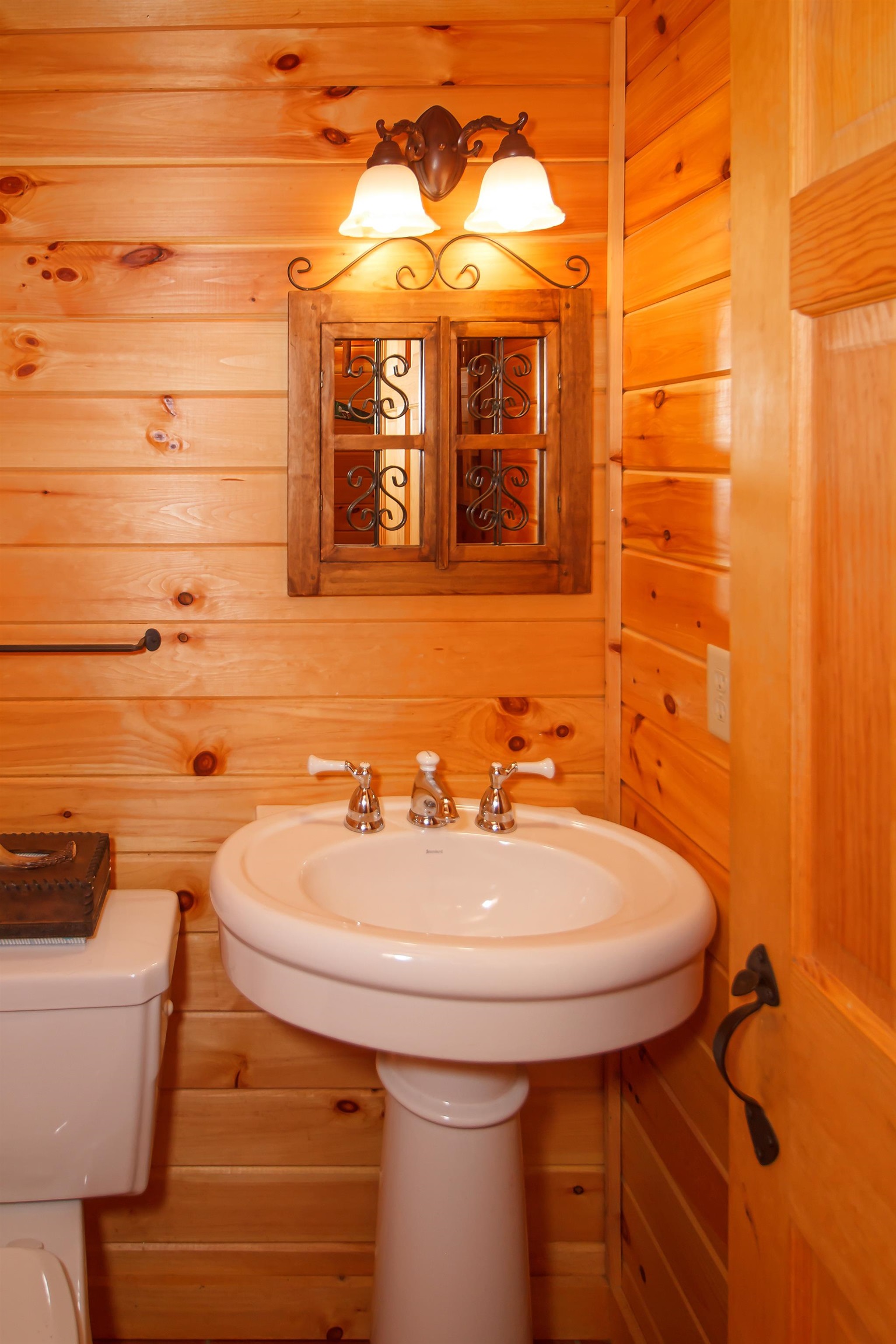 2731 Collins Road Whitingham, VT 05342 - Photo 10 of 40 Gallery Image 10
