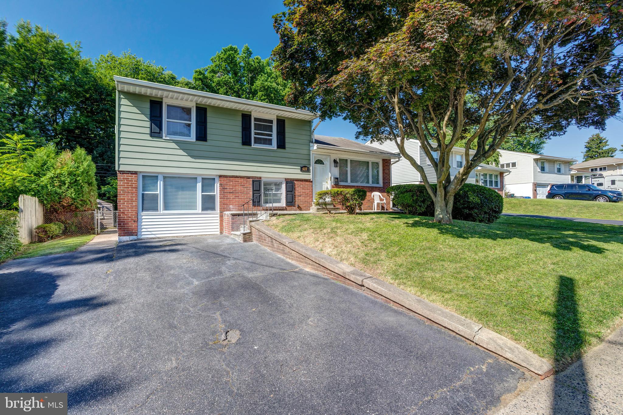 614 Wynnbrook Road Secane, PA 19018 - Photo 1 of 18