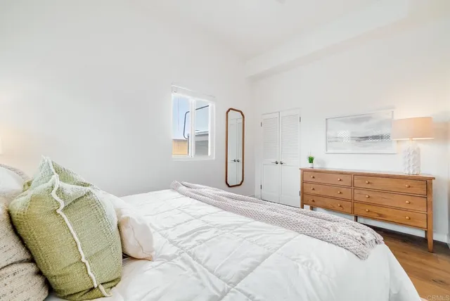 $6,250,000 | 231 5th Street, Encinitas, CA 92024